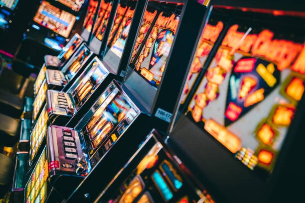 aternos mobile app showing Gem Saviour alongside live blackjack and roulette tables